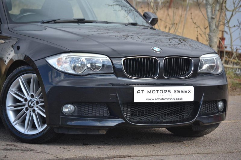 BMW 1 SERIES