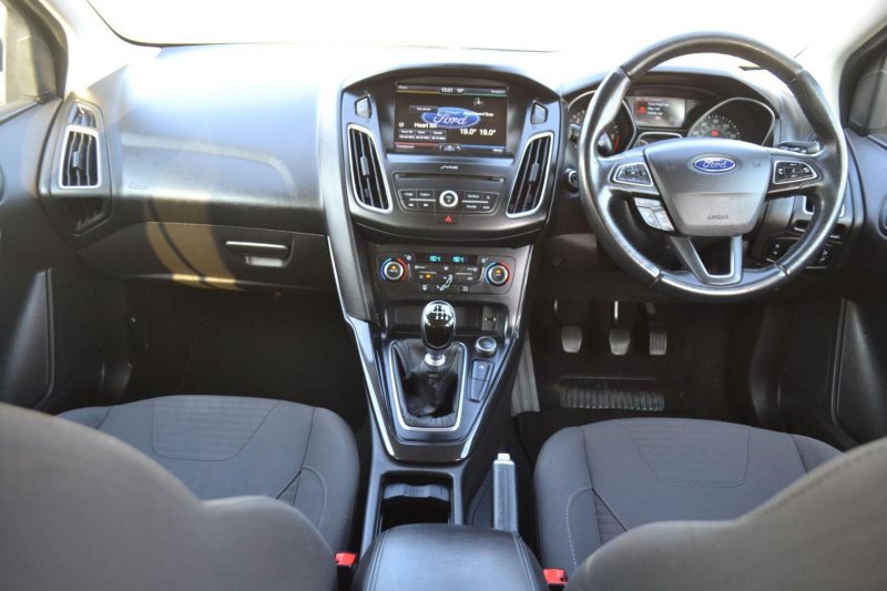 View FORD FOCUS 1.5 TDCi Titanium Euro 6 (s/s) 5dr