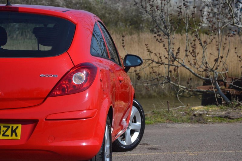 VAUXHALL CORSA