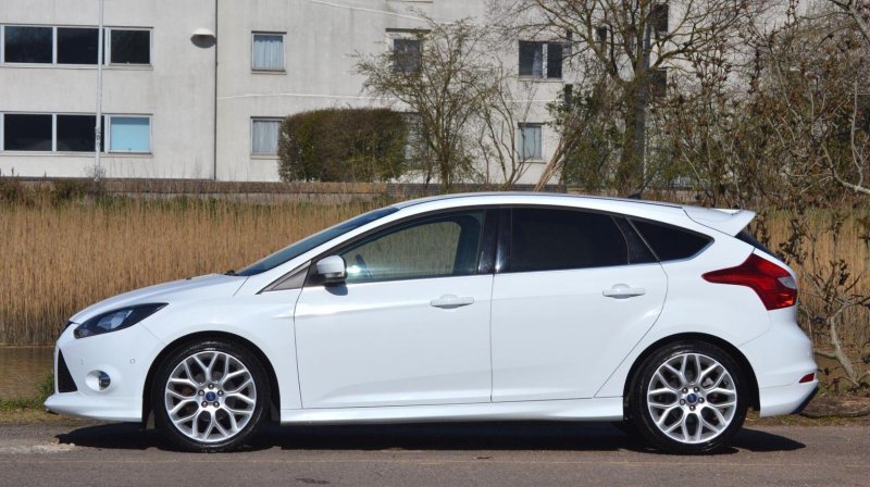 FORD FOCUS