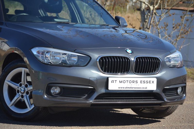 BMW 1 SERIES