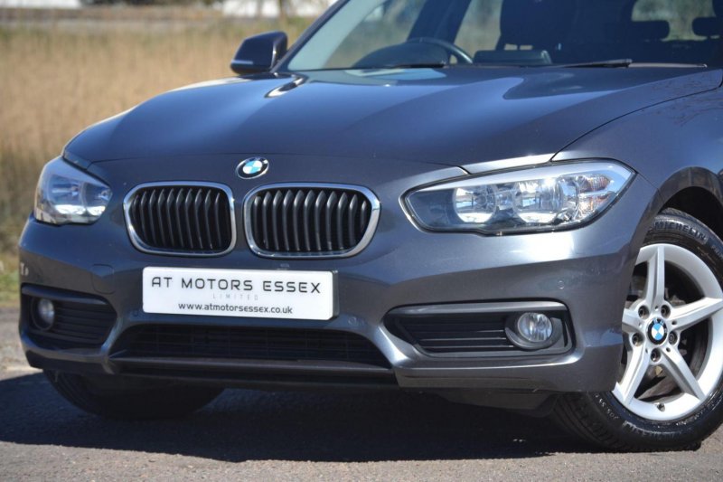 BMW 1 SERIES