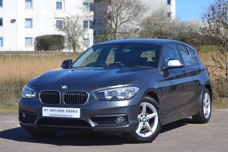 BMW 1 SERIES