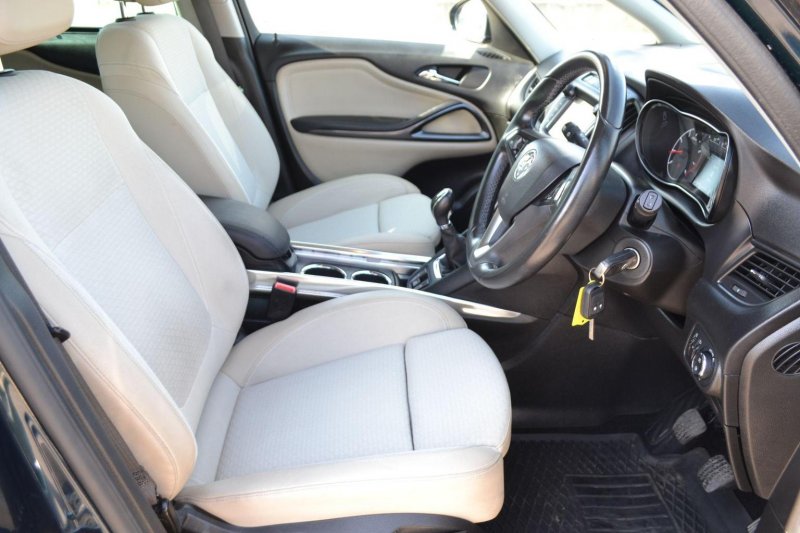 VAUXHALL ZAFIRA TOURER