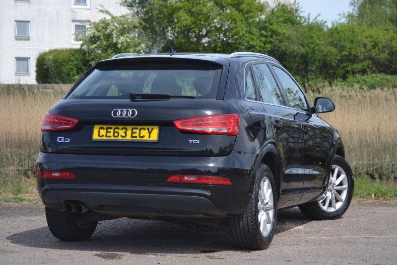 View AUDI Q3 2.0 TDI SE Euro 5 (s/s) 5dr