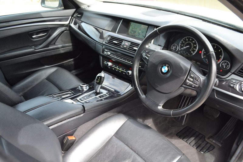 BMW 5 SERIES