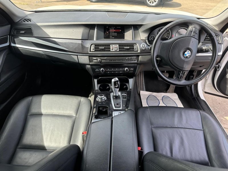View BMW 5 SERIES 2.0 520d SE Touring Auto Euro 6 (s/s) 5dr