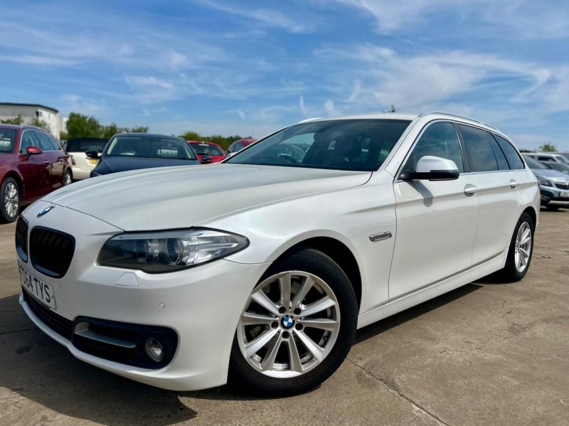 View BMW 5 SERIES 2.0 520d SE Touring Auto Euro 6 (s/s) 5dr
