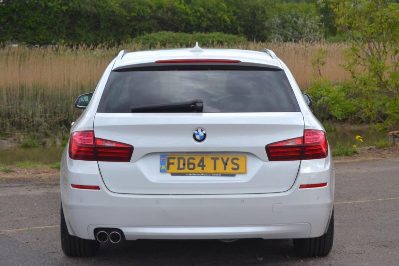BMW 5 SERIES