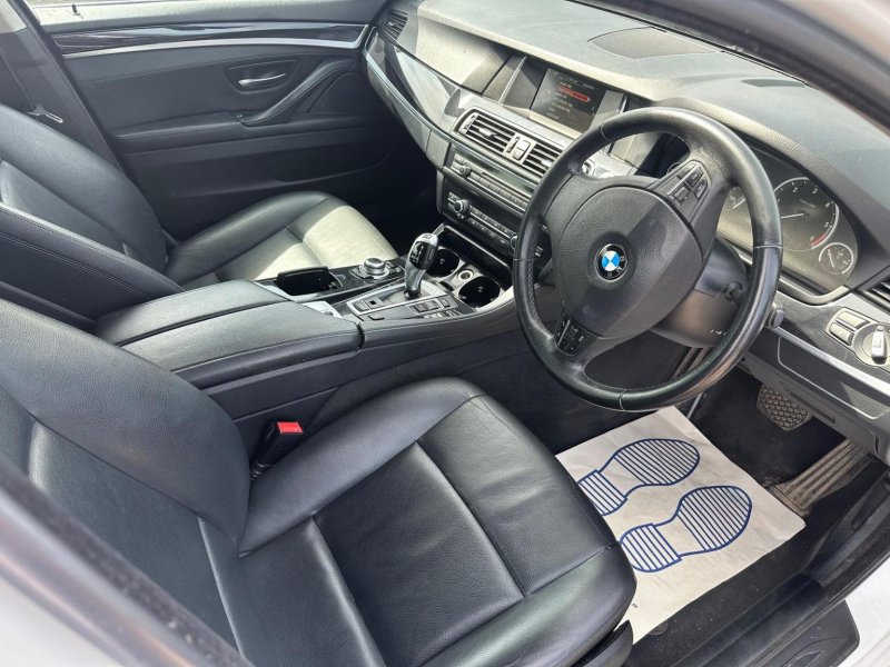 View BMW 5 SERIES 2.0 520d SE Touring Auto Euro 6 (s/s) 5dr