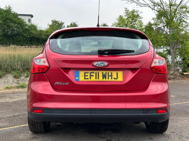 FORD FOCUS