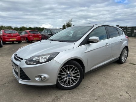 FORD FOCUS 1.0T EcoBoost Zetec Euro 5 (s/s) 5dr