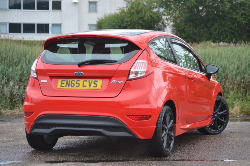 View FORD FIESTA 1.0T EcoBoost Zetec S Euro 6 (s/s) 3dr