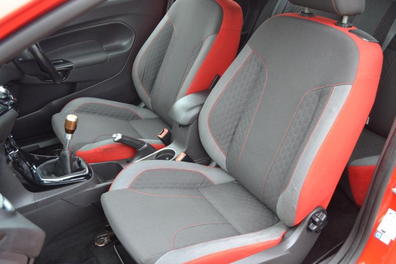 FORD FIESTA