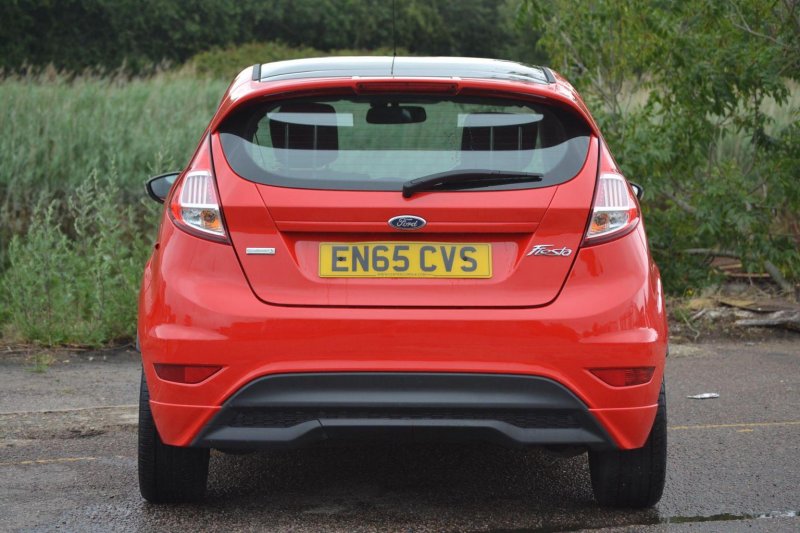 FORD FIESTA