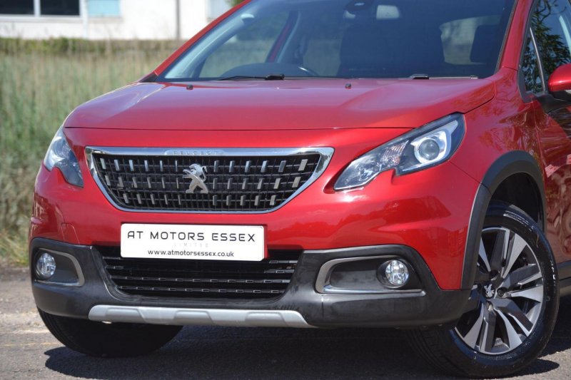 PEUGEOT 2008