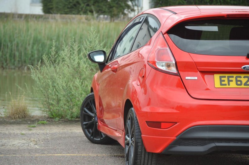 FORD FIESTA
