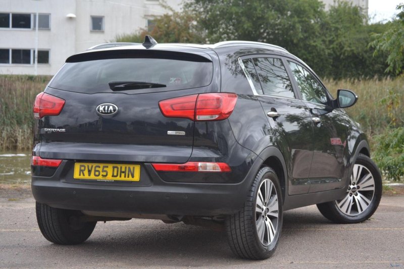 View KIA SPORTAGE 1.7 CRDi EcoDynamics 3 2WD Euro 6 (s/s) 5dr