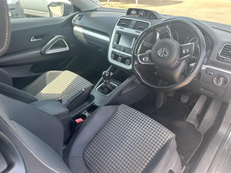 View VOLKSWAGEN SCIROCCO 2.0 TDI BlueMotion Tech Euro 6 (s/s) 3dr