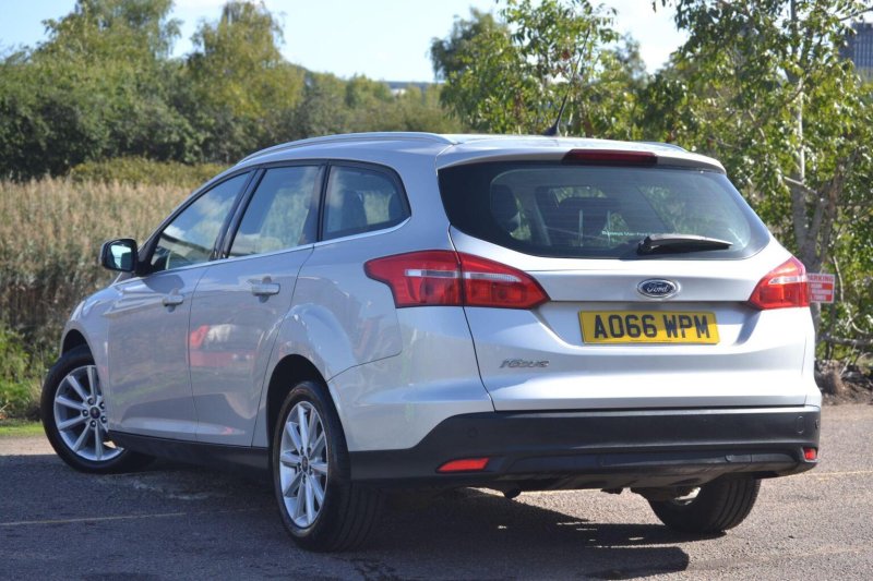 View FORD FOCUS 1.5 TDCi Titanium Euro 6 (s/s) 5dr